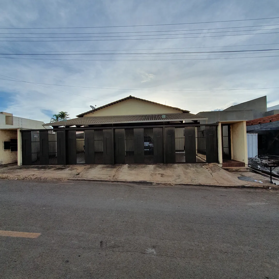 Casa para alugar no bairro Dona Matilde