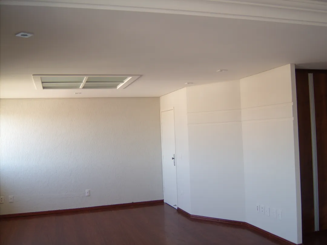 Apartamento para alugar no bairro Centro