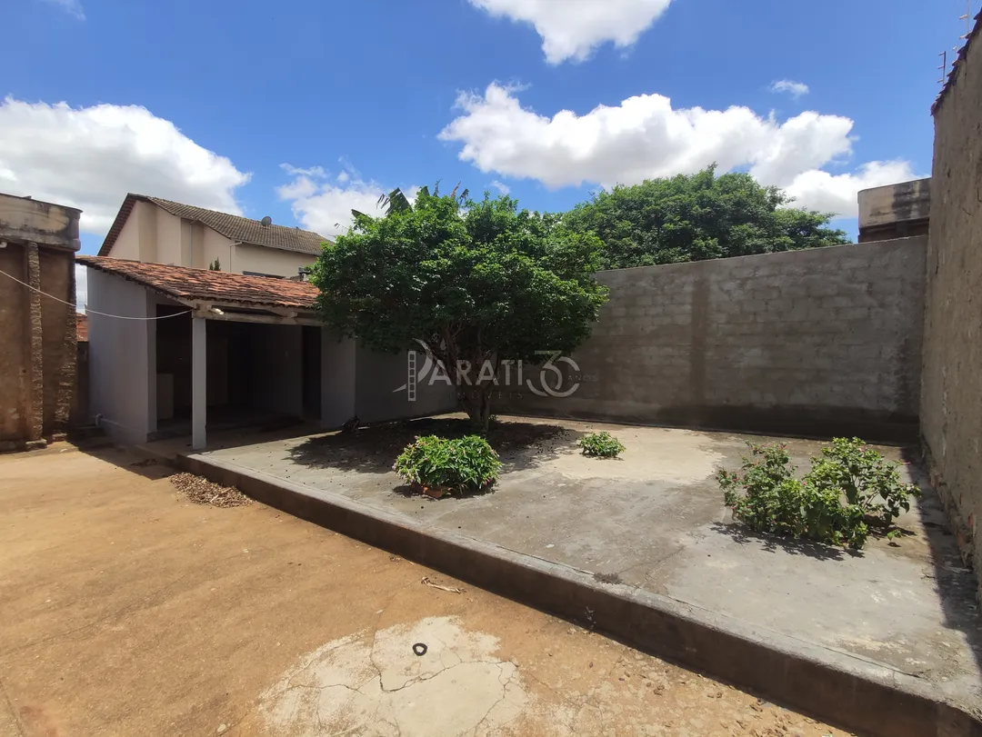 Casa para alugar no bairro Santa Terezinha