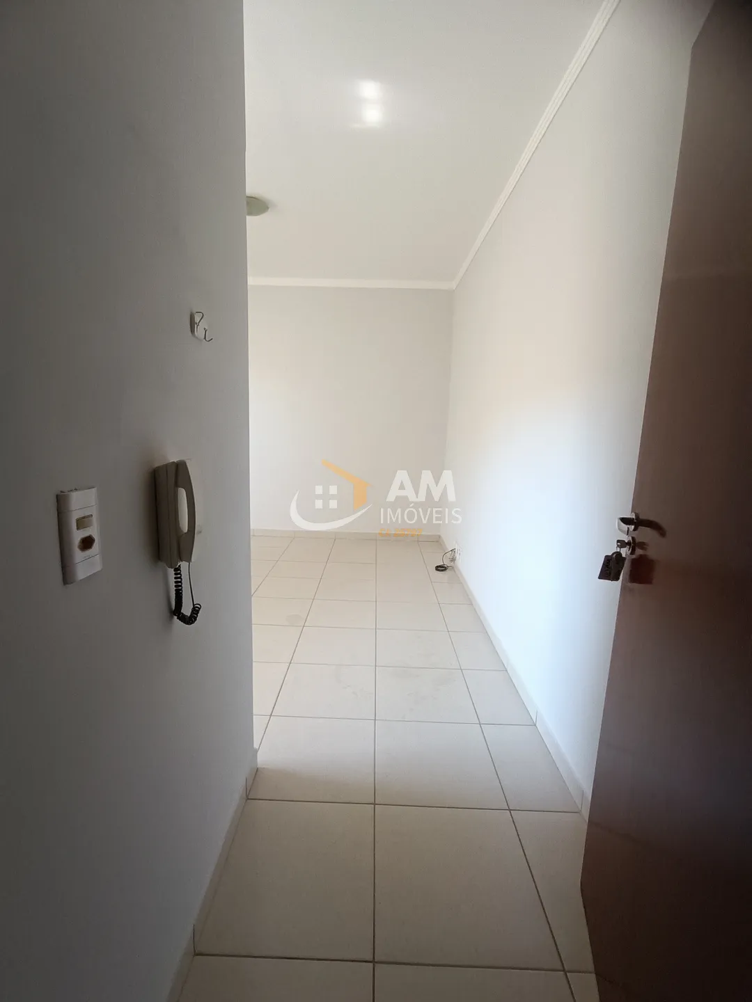 Apartamento para alugar no bairro Vila Chaud