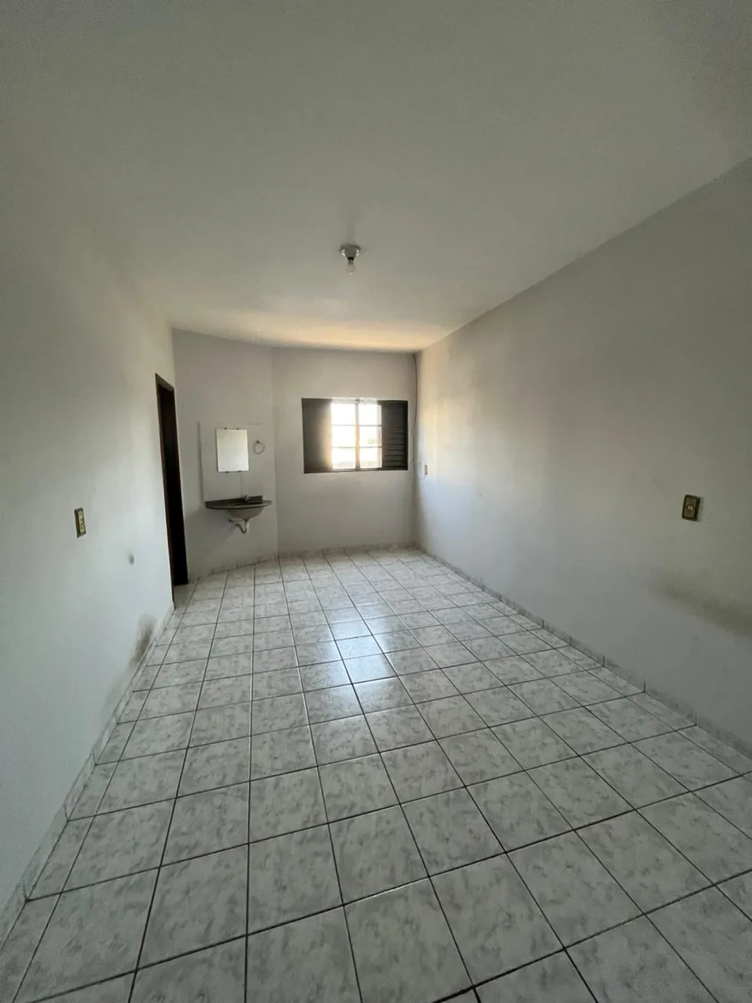 Apartamento para alugar no bairro Vila Chaud