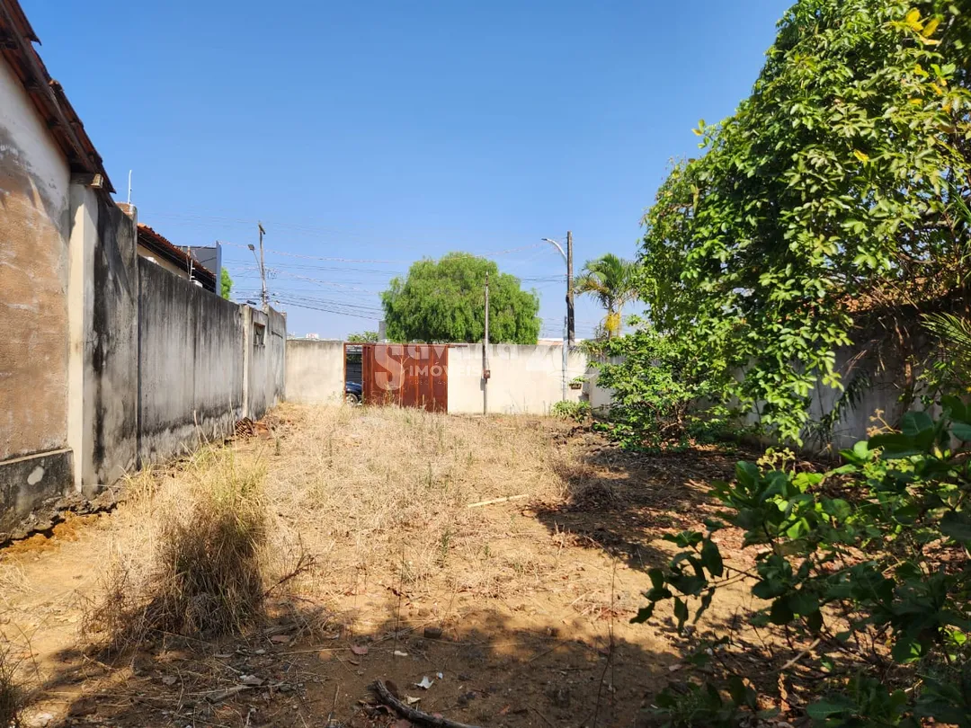 Casa à venda no bairro Centro