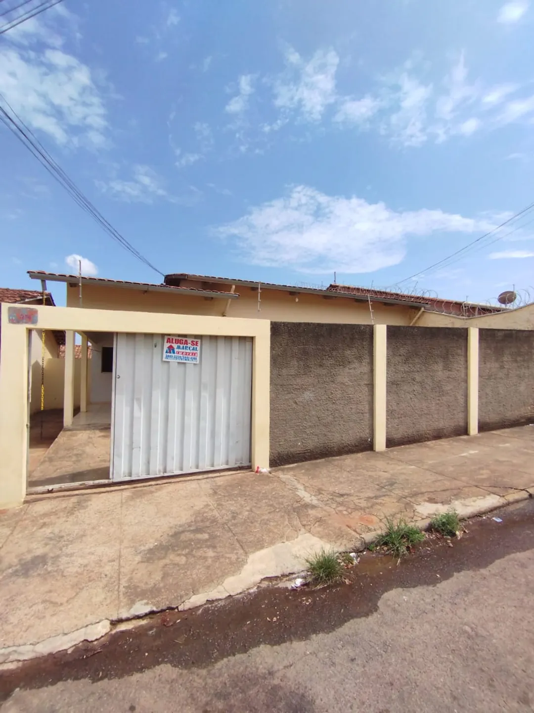 Casa para alugar no bairro Santa Terezinha