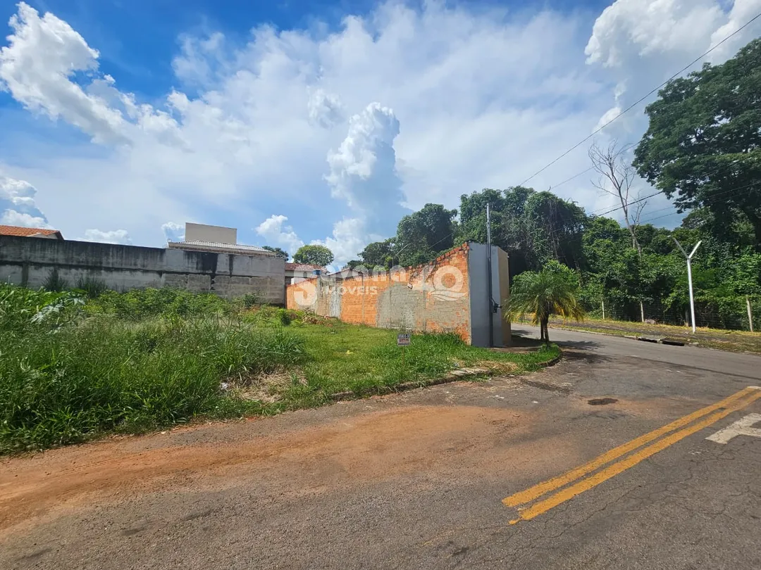 Loteamento à venda no bairro Santa Cruz