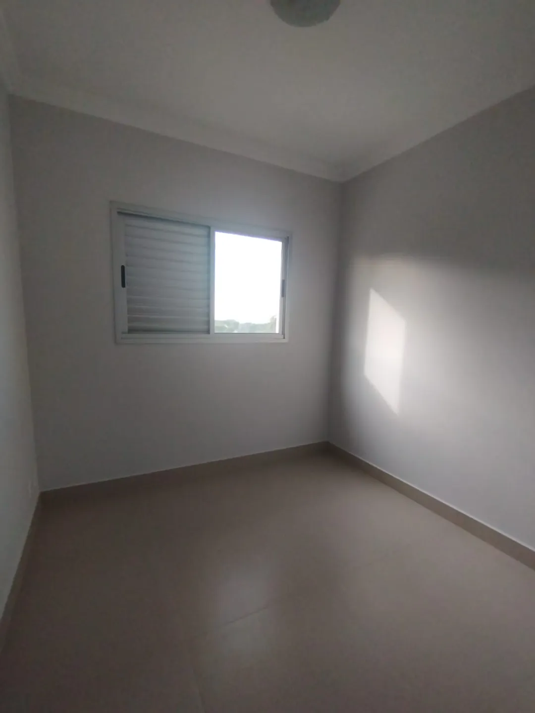 Apartamento para alugar no bairro Leblon