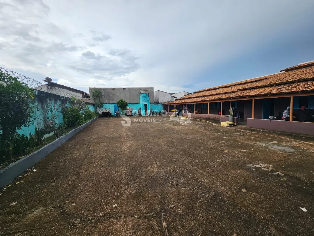 Casa à venda no bairro Setor Aeroporto